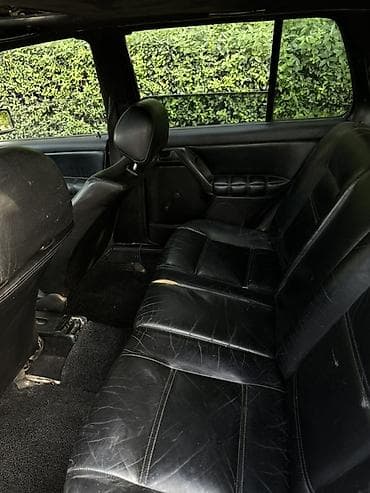 Volkswagen Golf: 1993 г., Механика, Бензин, Хэтчбэк — 10