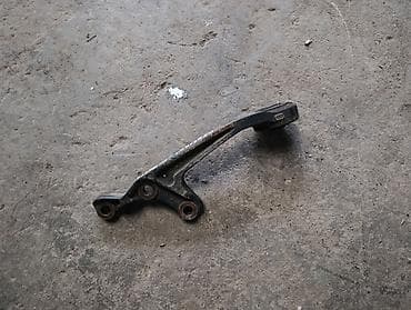 djon dir: Toyota 4runner 215 кроншейнт переднего редуктора, Тойота Сюрф 215 — 3