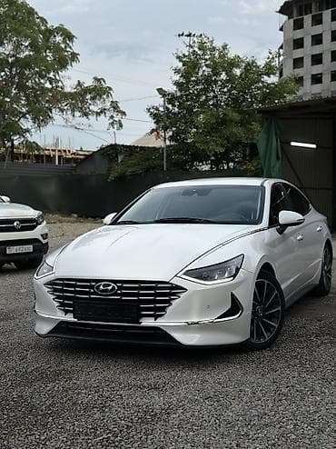 Hyundai Sonata: 2019 г., 2 л, Автомат, Газ, Седан — 2