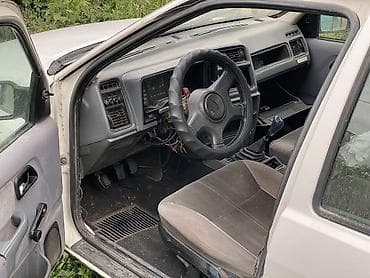 gilera runner: Ford Sierra: 1991 г., 2 л, Механика, Хэтчбэк — 4