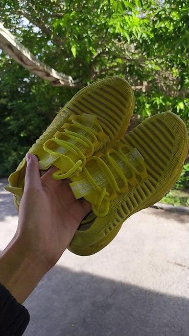 ИЗИ легкие очень удобная 
состояние отличное 
37р