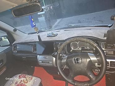 Honda Stepwgn: 2005 г., 2 л, Автомат, Газ, Вэн/Минивэн — 2