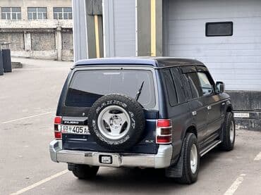 audi a4 2008: Mitsubishi Pajero: 1995 г., 2.5 л, Механика, Бензин, Внедорожник — 4