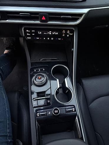 Транспорт: Kia K5: 2020 г., 2 л, Автомат, Газ, Лифтбек — 9