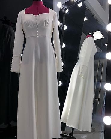 Продаю белое нежное платье сшитое на заказ. Надевали всего один раз на