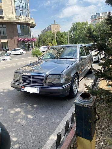 bye e5: Mercedes-Benz W124: 1993 г., 3.2 л, Автомат, Бензин, Седан — 1