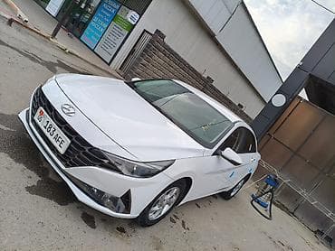 Hyundai Avante: 2021 г., 1.6 л, Автомат, Бензин, Седан