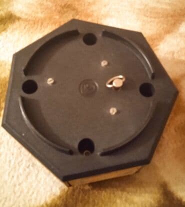 монеты разных стран: Продаю раритетные шкатулки времён СССР и фарфоровую маслёнку времён — 4