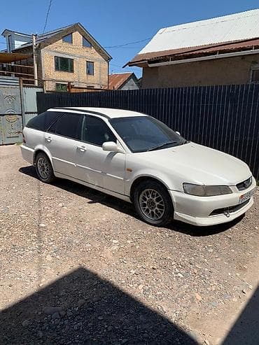 Honda Accord: 2001 г., 2 л, Автомат, Бензин, Универсал