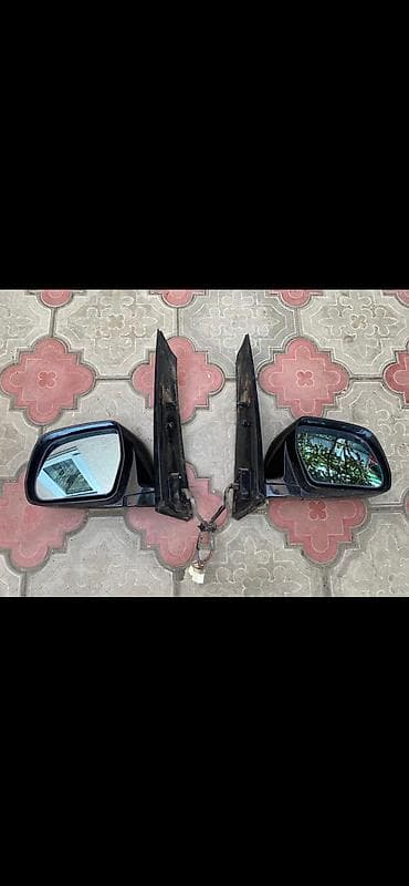 Башка унаа тетиктери: Арткы көрүнүшү Күзгү Toyota Колдонулган, Оригинал — 2