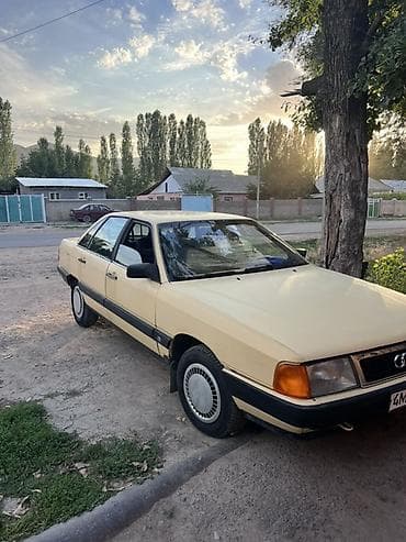 Транспорт: Audi 100: 1987 г., 2 л, Механика, Бензин, Седан — 2