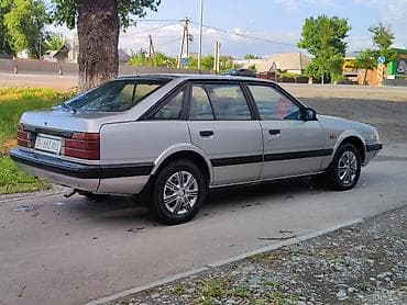 Mazda 626: 1986 г., 2 л, Кол менен иштөөчү, Бензин, Хетчбек — 2