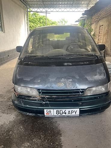 Toyota Estima: 1994 г., 2.4 л, Механика, Бензин, Минивэн — 4