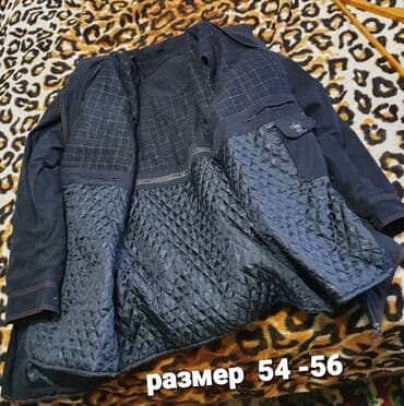Курткалар: Продаю мужскую зимнюю куртку с подстежкой, одевали 3 раза,в очень — 2