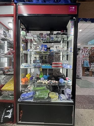 Срочно продаю витрину (без двери) 1) размер высота 2 метра ширина 1 at lalafo.kg Срочно продаю витрину (без двери) 1) размер высота 2 метра ширина 1