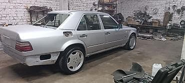 Mercedes-Benz W124: 1994 г., 4.2 л, Автомат, Бензин, Седан — 10