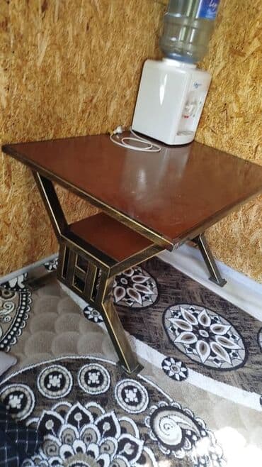 кованный кровать: Столик для завтрака, Б/у — 4