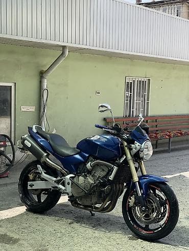 Транспорт: Honda CB600F Hornet, синий дорожный нейкед. - Двигатель: рядный — 3