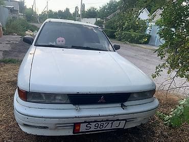124 e500: Mitsubishi Lancer: 1988 г., 1.8 л, Механика, Бензин, Седан — 2