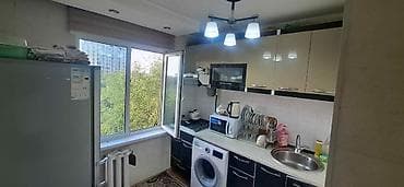квартира 3 мкр: 3 комнаты, 58 м², 3 мкр 104 серия, 4 этаж, Старый ремонт — 1