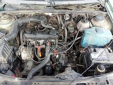 honda cr: Volkswagen Passat: 1990 г. — 9