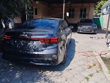 e2 byd: Kia K3: 2022 г., Седан — 2