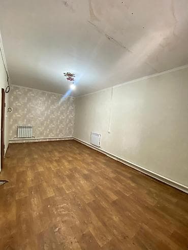 продаю дом аламидин: Продаётся полдома Адрес: с. Чон-Арык Площадь: 40 м² Коммуникации — 4