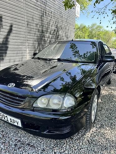surf 185: Toyota Avensis: 1998 г., 1.6 л, Ручные, Бензин, Седан — 2