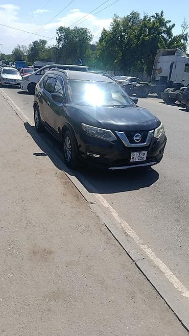 Nissan Rogue: 2017 г., 2.5 л, Автомат, Бензин, Кроссовер