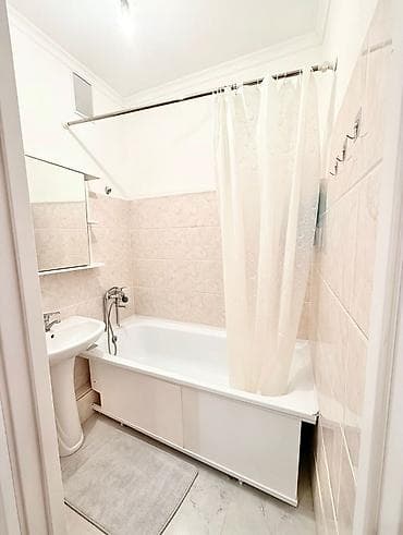 2 комнаты, 67 м², 106 серия улучшенная, 1 этаж, Косметический ремонт — 7