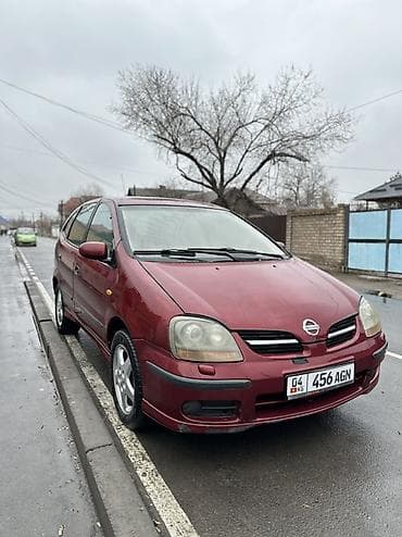 Nissan Almera Tino: 2000 г., 2 л, Вариатор, Бензин, Хетчбек