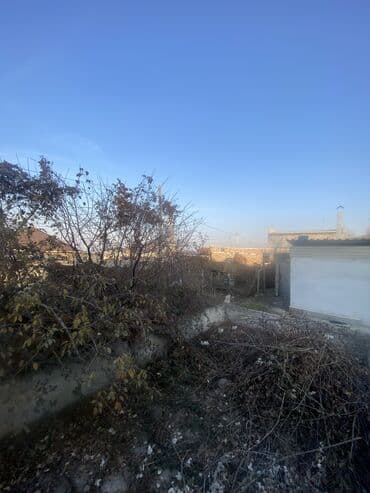 дом 100кв метров 4 комнаты район гостиницы ряжом 12 школа: Үй, 156 м², 6 бөлмө, Менчик ээси, Эски ремонт — 12