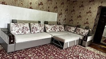 Угловой диван, C подушками