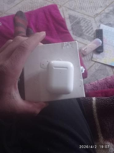 Беспроводные наушники TWS с зарядным кейсом - Форм‑фактор