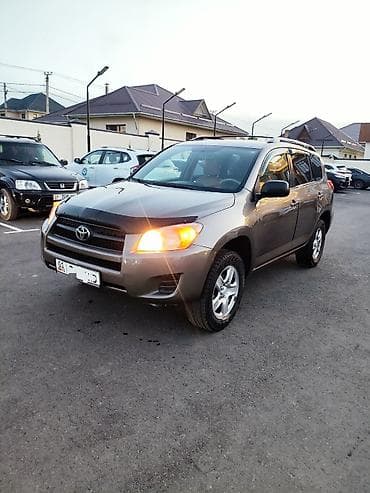 замок 124: Toyota RAV4: 2009 г., 2.5 л, Автомат, Бензин, Кроссовер — 2