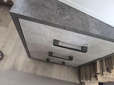 стол с выдвижными ящиками: Тумба для вещей и одежды, Без зеркала, ЛДСП — 1