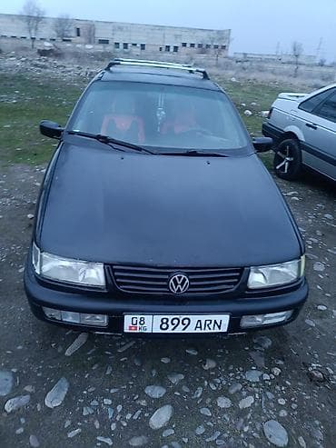 step spada: Volkswagen Passat: 1994 г., 2 л, Механика, Бензин, Седан — 4