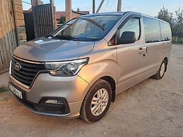 тягач аумен: Hyundai H-1: 2019 г., 2.5 л, Автомат, Дизель — 2