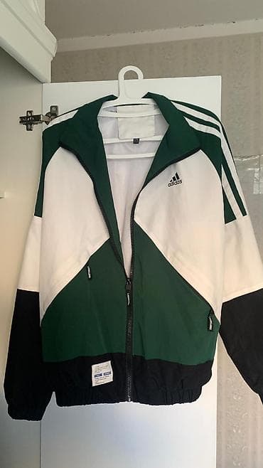 Спортивная ветровка adidas - Тип: легкая ветровка/тренировочная