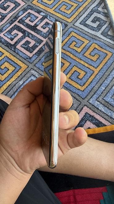 samsung s10e цена: Samsung Galaxy S10e, 128 ГБ, цвет - Белый — 3