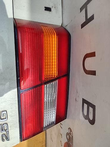 1999: Задний левый стоп-сигнал Toyota 1999 г., Б/у, Оригинал, Япония — 1