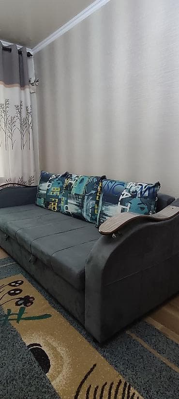 Ремонт и строительство: Прямой диван, Б/у — 3