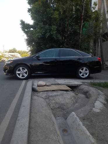 Toyota Camry: 2013 г., 2.5 л, Автомат, Бензин, Седан — 5