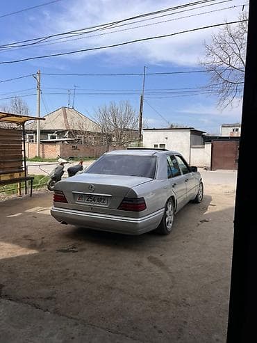 bmw e92: Mercedes-Benz W124: 1993 г., 3.2 л, Автомат, Бензин, Седан — 7