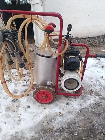 Животные: Доильный аппарат на тележке (электрический, вакуумный) — 4