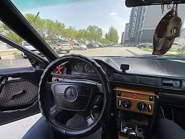 mercedesbenz 211: Mercedes-Benz W124: 1990 г., 2 л, Бензин, Седан — 7
