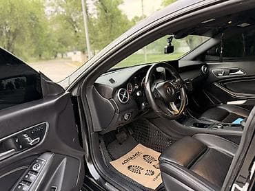 Транспорт: Mercedes-Benz CLA-Class: 2018 г., 2 л, Робот, Бензин, Седан — 7