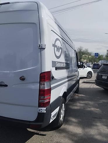 прожектор на спринтер: Mercedes-Benz Sprinter (длинная и высокая база), белый фургон — 3