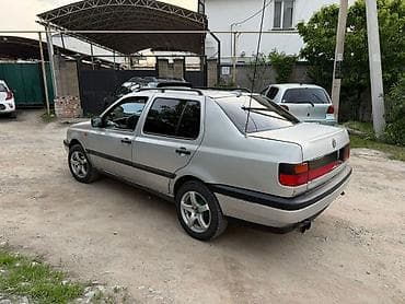 vr6 2 8: Volkswagen Vento: 1993 г., 1.8 л, Механика, Бензин, Седан — 6