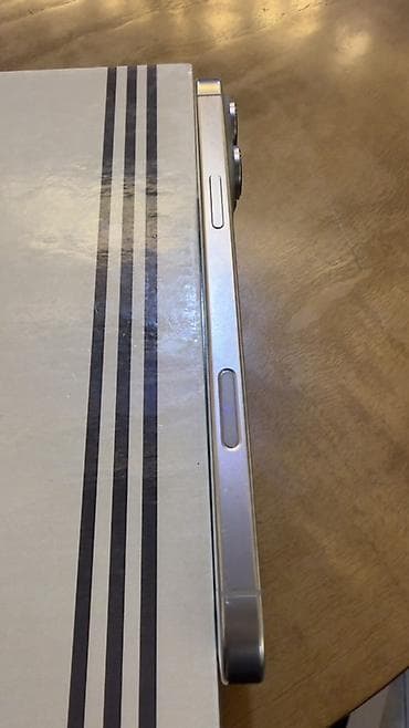 ipad 2018 pro: IPhone 16 Pro Max, Б/у, 256 ГБ, Natural Titanium, 97 % — 4